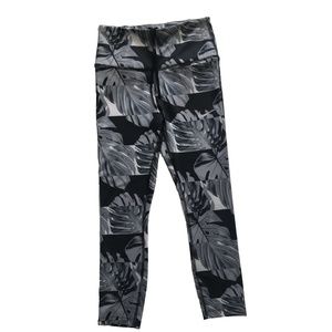 Nike Women’s Dri-Fit 7/8 Cropped Running Tights Palm Print size S.